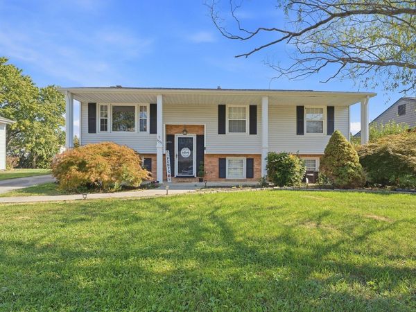 6333 Greenway DR, Roanoke, VA 24019