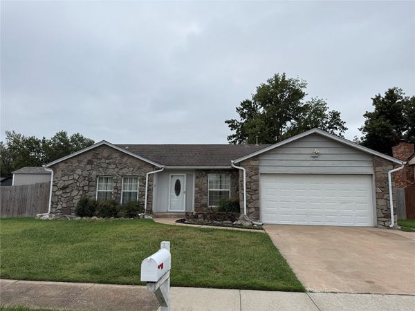 10030 E 28TH Street , Tulsa, OK 74112
