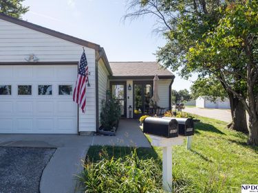 5912 Wolff Lane, Lincoln, NE 68521