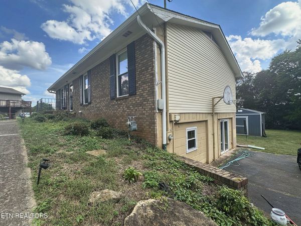 4410 Hallsdale Circle, Knoxville, TN 37938