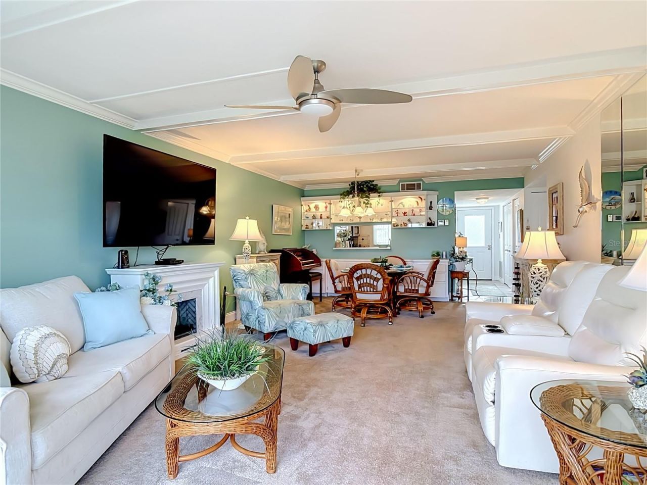 325 N Causeway, Unit 203, New Smyrna Beach, FL 32169 Photo