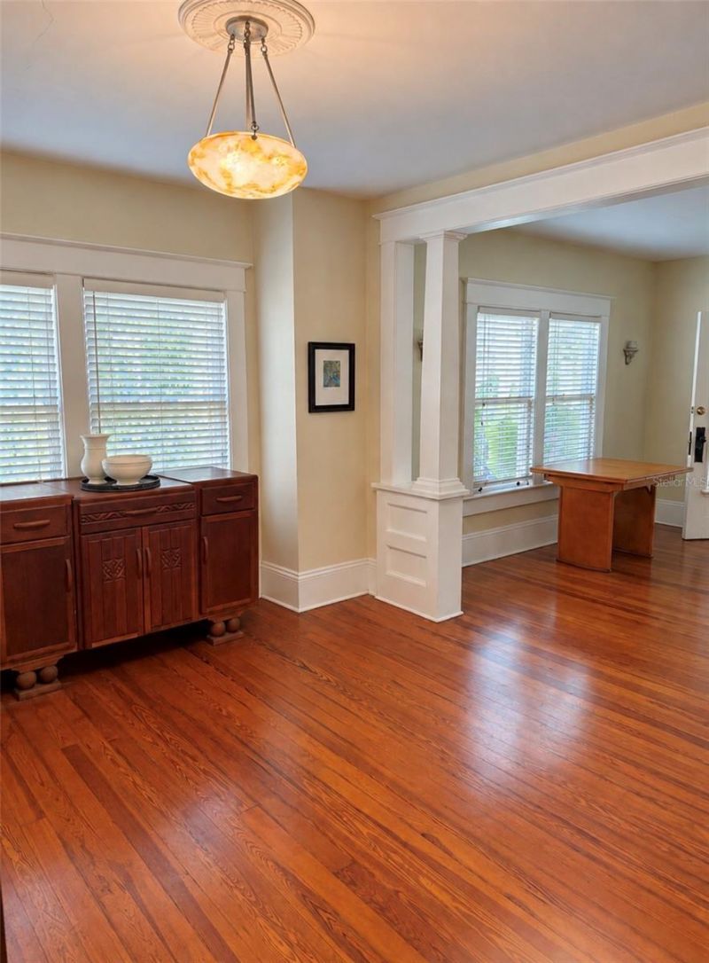 950 10th Street N, Saint Petersburg, FL 33705 Photo