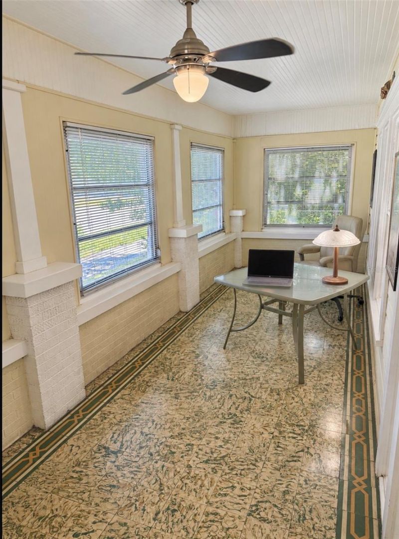 950 10th Street N, Saint Petersburg, FL 33705 Photo