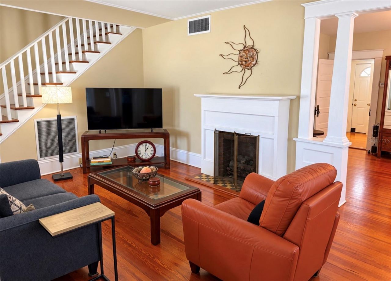 950 10th Street N, Saint Petersburg, FL 33705 Photo