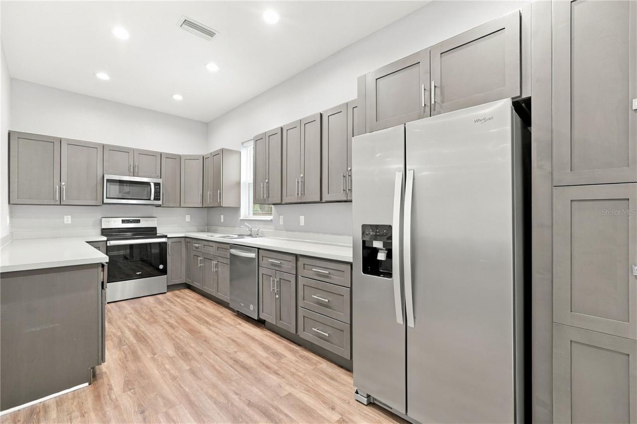 1710 Manatee Avenue E, Bradenton, FL 34208 Photo