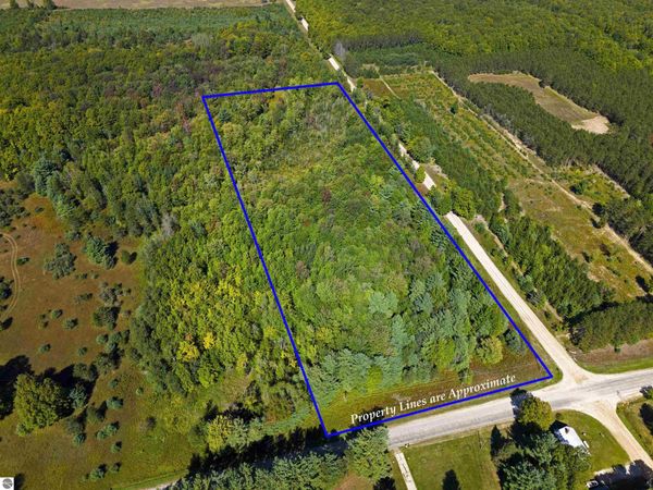 W Sharon Road, Fife Lake, MI 49633