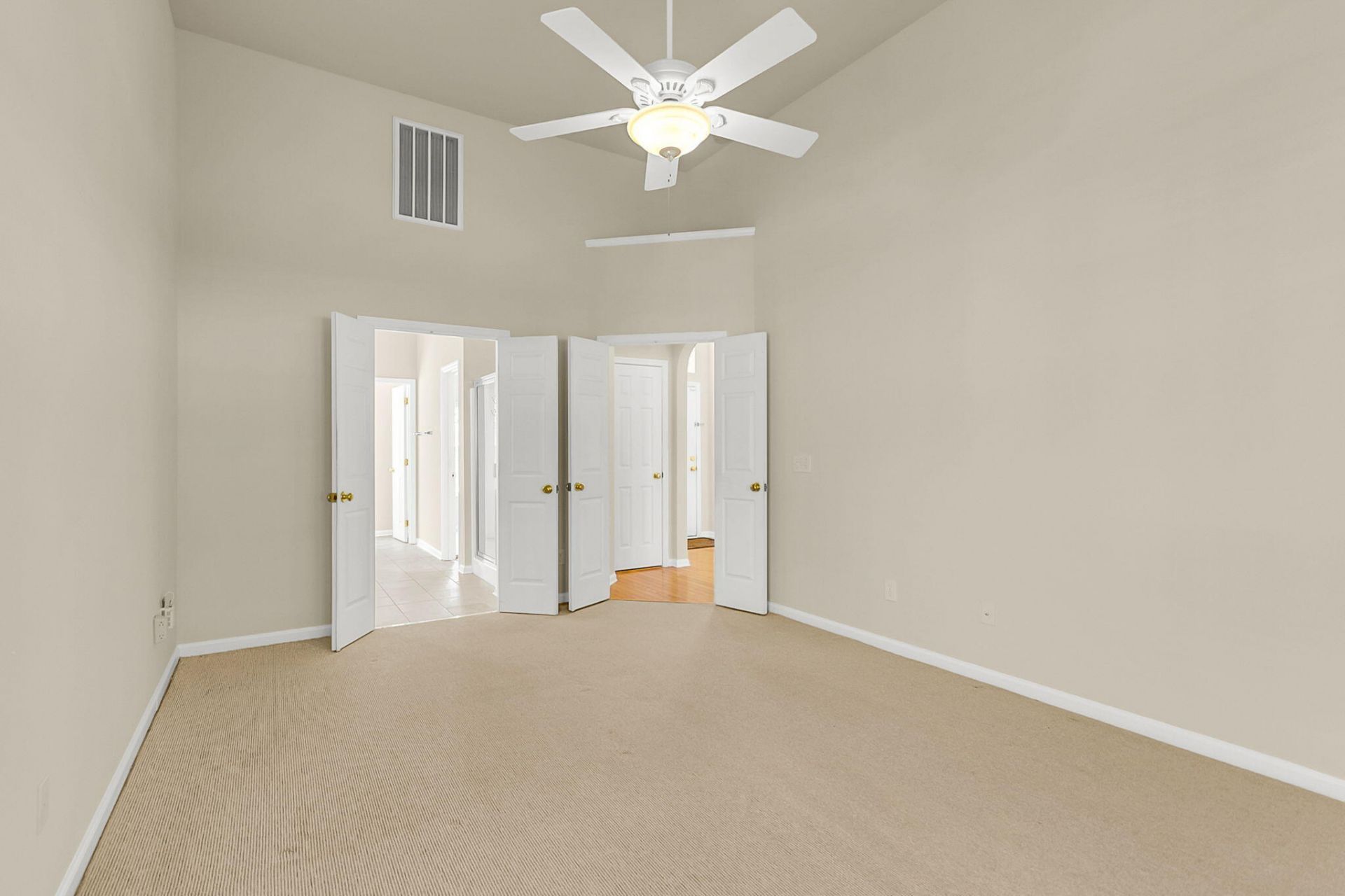 100 Cottage Path Lane Photo 12