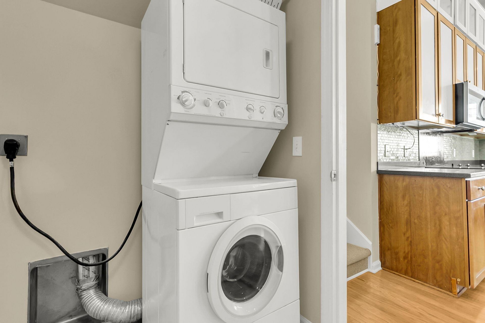 100 Cottage Path Lane Photo 55