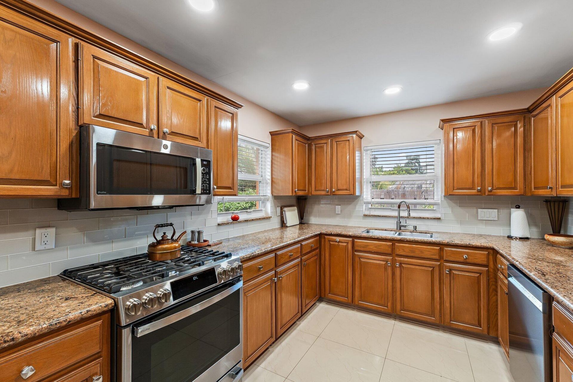 324 Sandal Lane, Palm Beach Shores, FL 33404 Photo