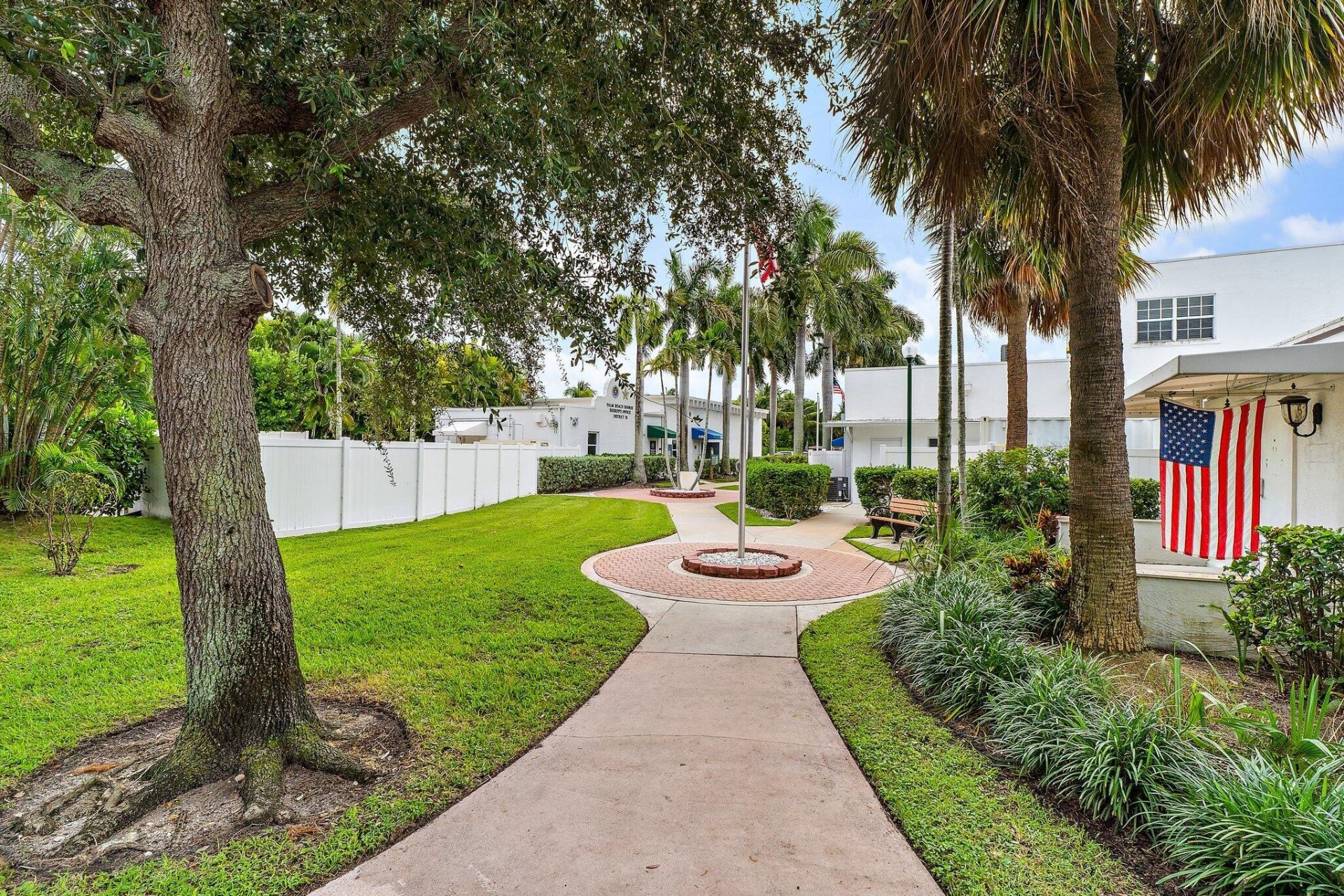 324 Sandal Lane, Palm Beach Shores, FL 33404 Photo