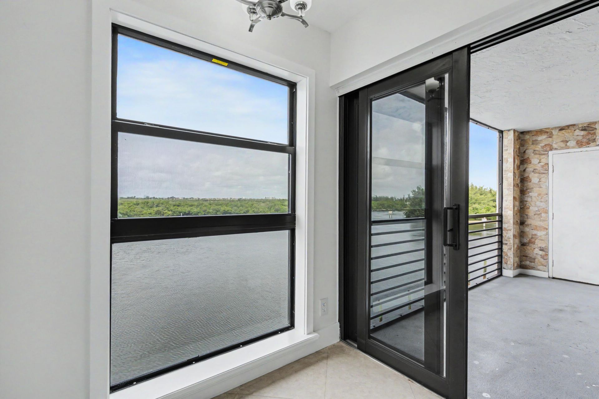 3200 N Ocean Drive, Unit 402, Hollywood, FL 33019 Photo