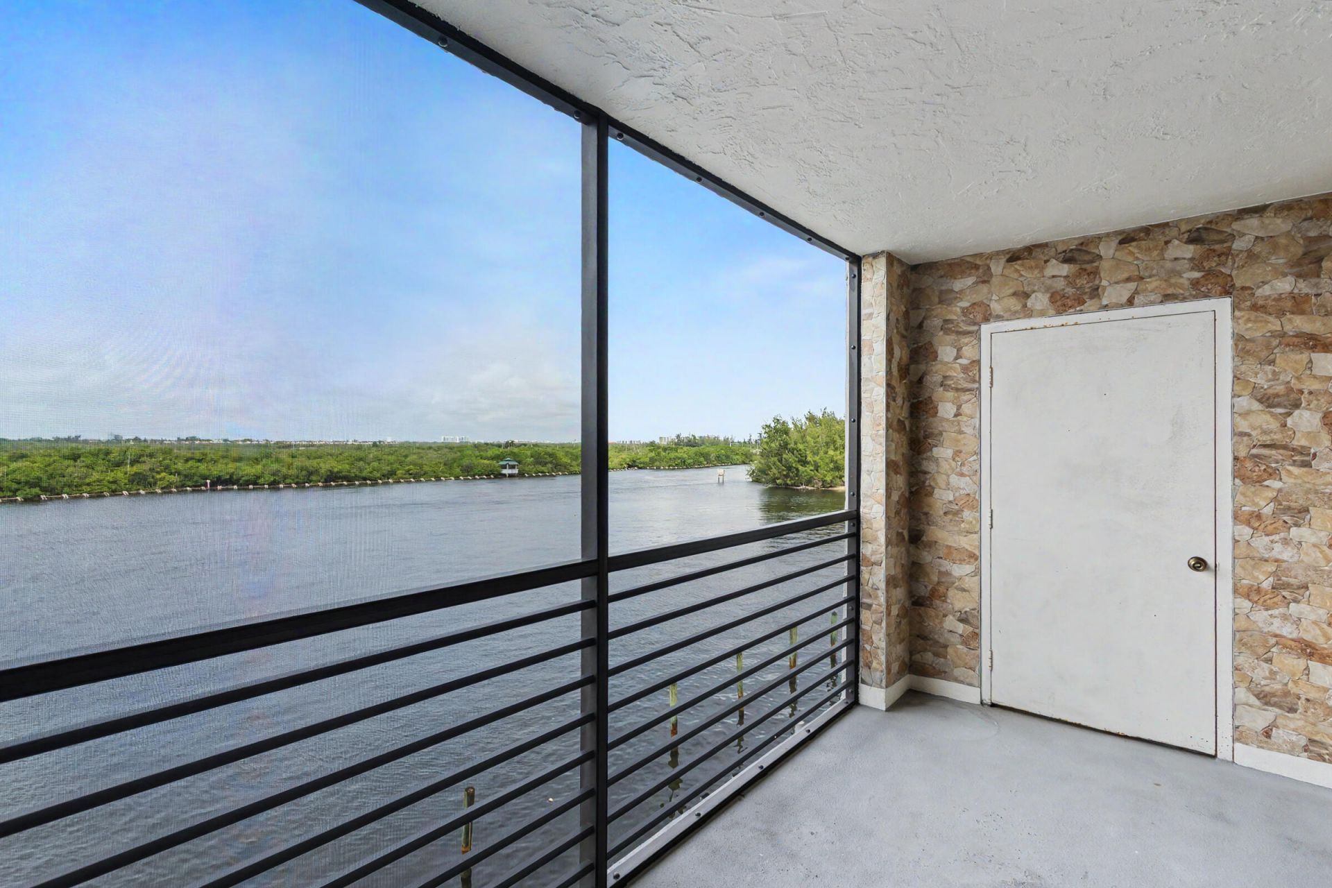 3200 N Ocean Drive, Unit 402, Hollywood, FL 33019 Photo