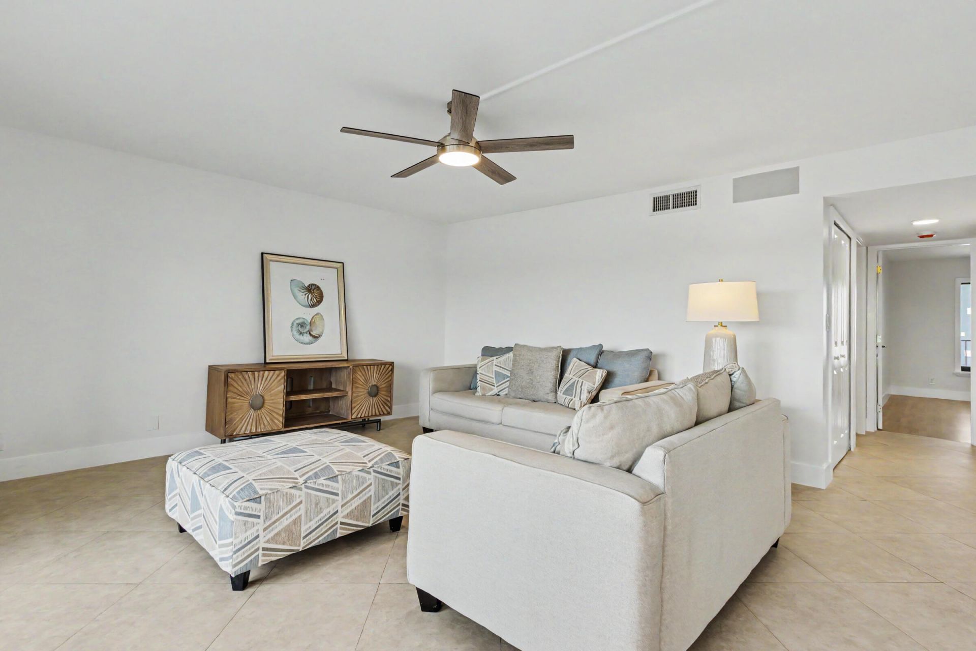 3200 N Ocean Drive, Unit 402, Hollywood, FL 33019 Photo