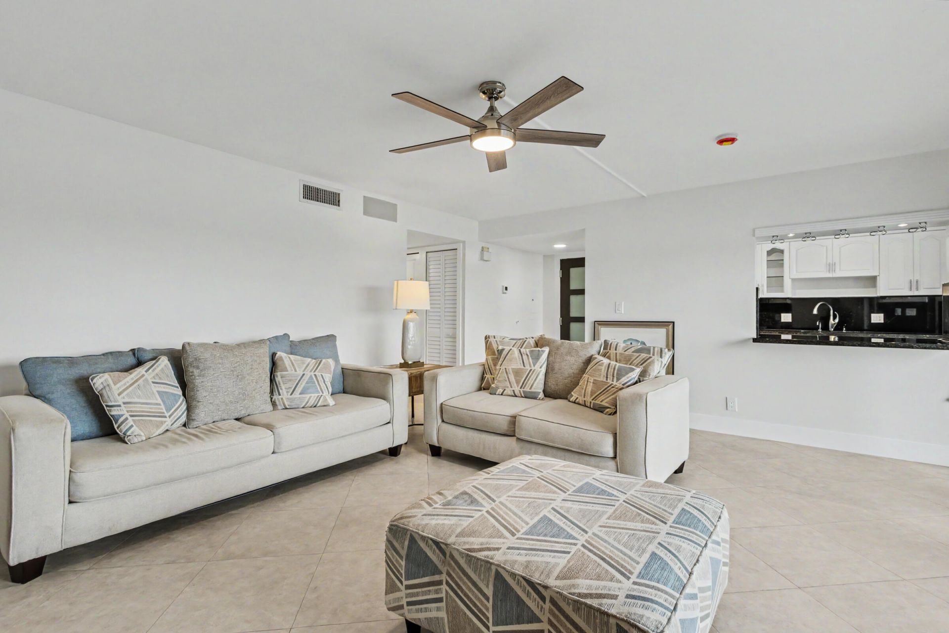 3200 N Ocean Drive, Unit 402, Hollywood, FL 33019 Photo