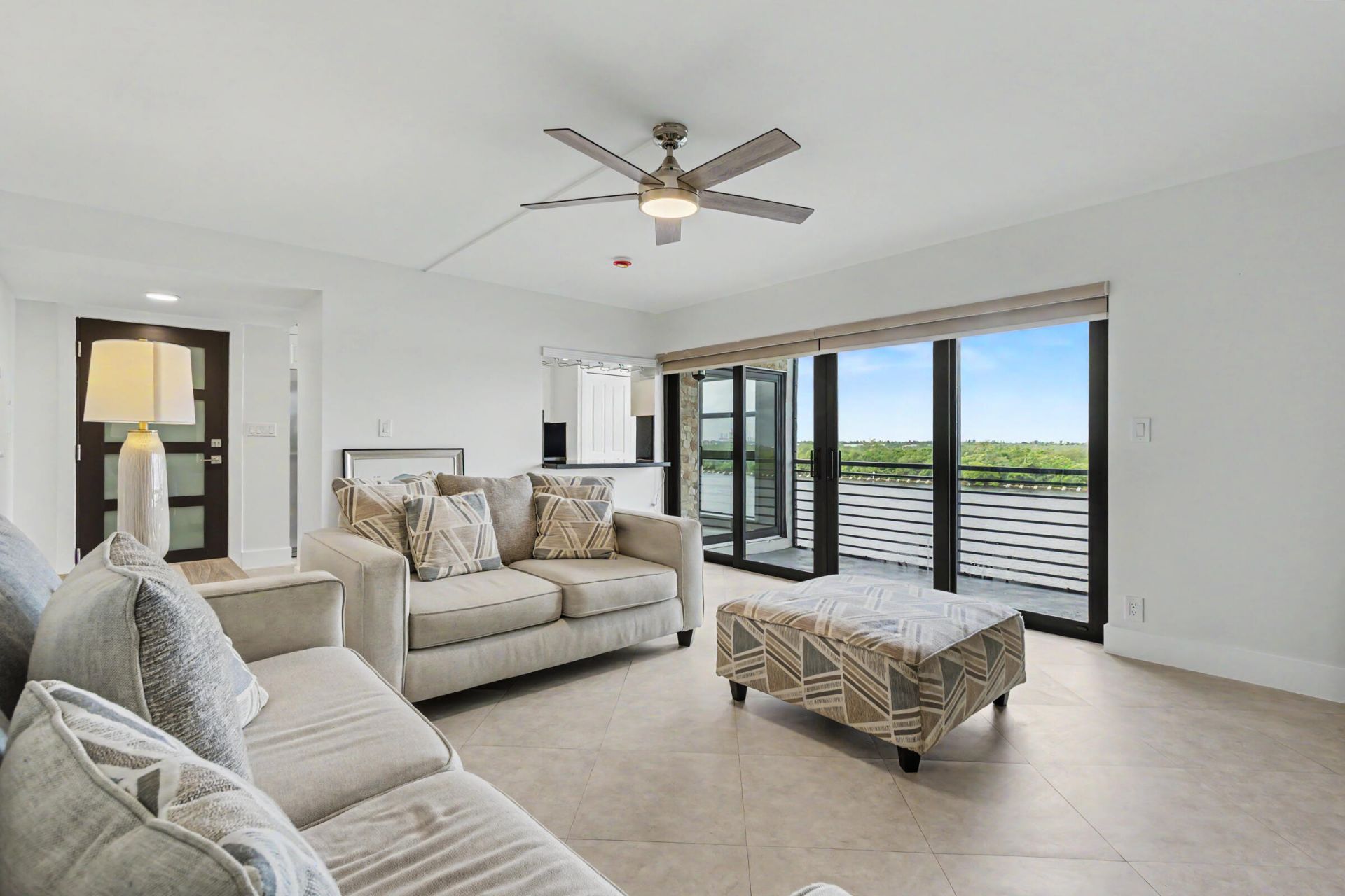 3200 N Ocean Drive, Unit 402, Hollywood, FL 33019 Photo