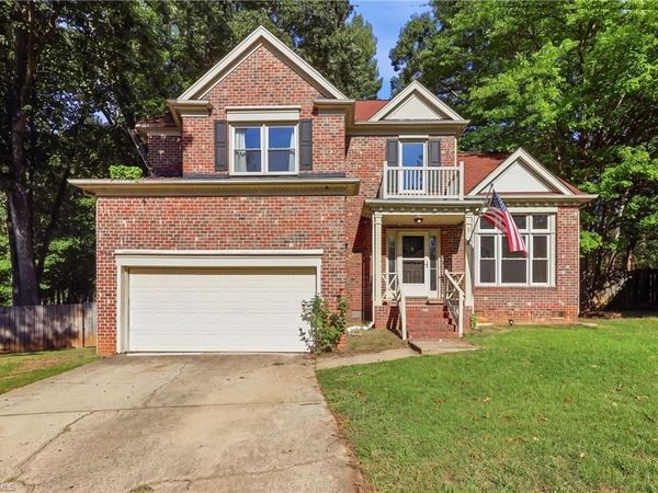 5 Whispering Court , Greensboro, NC 27407