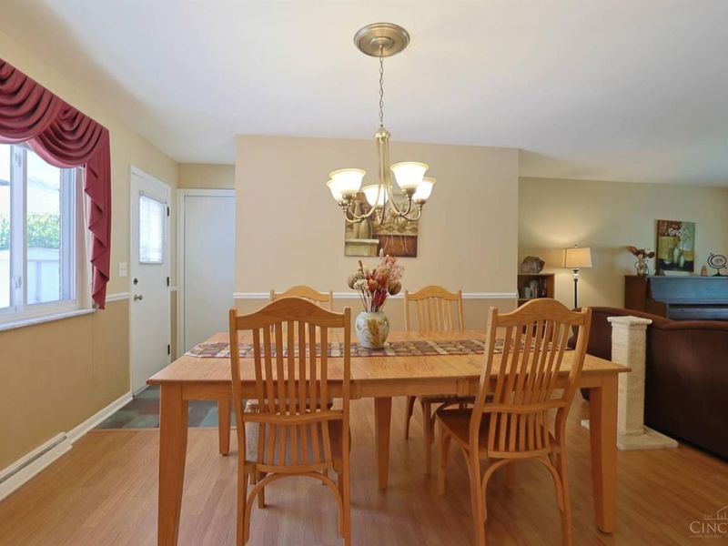 8410 Sunrise Avenue, Springfield Township, OH 45231 Photo 12