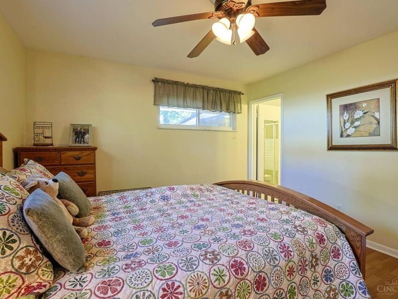 8410 Sunrise Avenue, Springfield Township, OH 45231 Photo 20