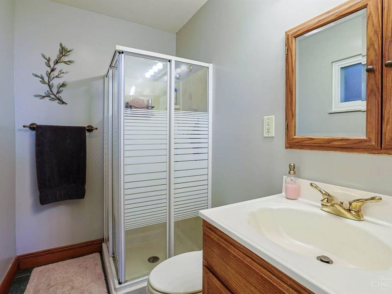 8410 Sunrise Avenue, Springfield Township, OH 45231 Photo 21