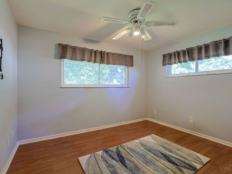 8410 Sunrise Avenue, Springfield Township, OH 45231 Photo 23