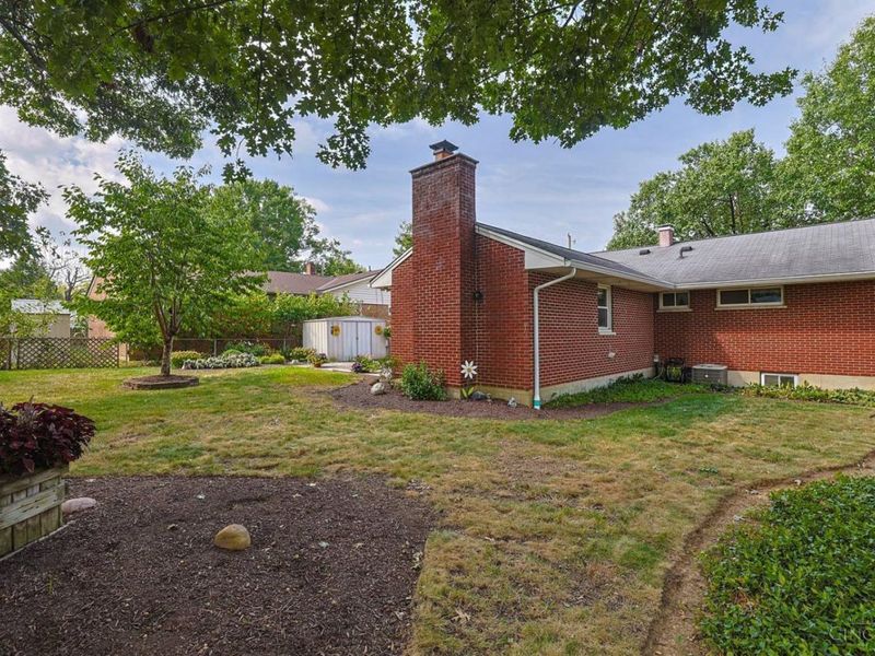 8410 Sunrise Avenue, Springfield Township, OH 45231 Photo 47