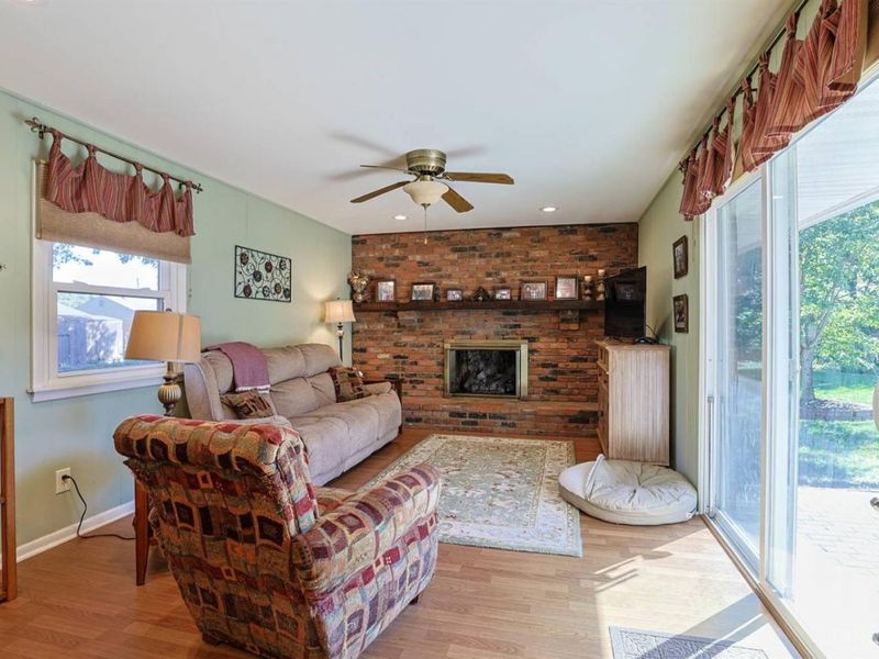 8410 Sunrise Avenue, Springfield Township, OH 45231 Photo 9