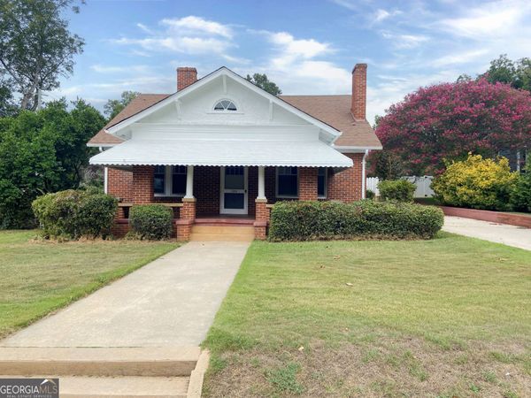 304 FORSYTH ST., Barnesville, GA 30204