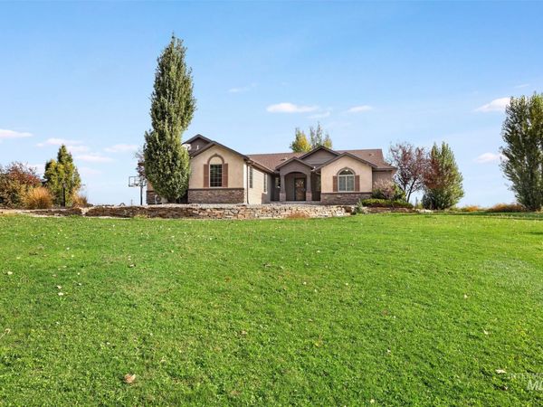 23 N 950 E., Declo, ID 83323