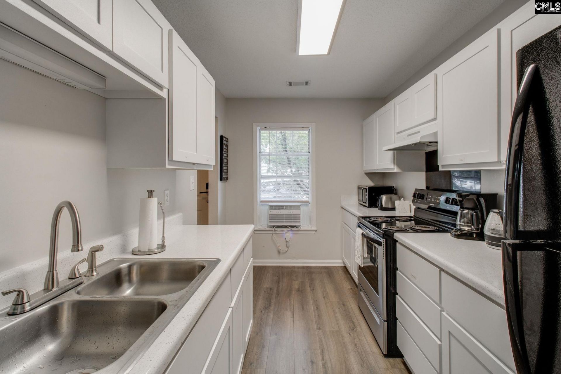 303 Twin Eagles Drive  Photo 8