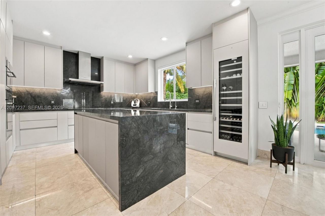 1937 Timberline Rd , Weston, FL 33327 Photo