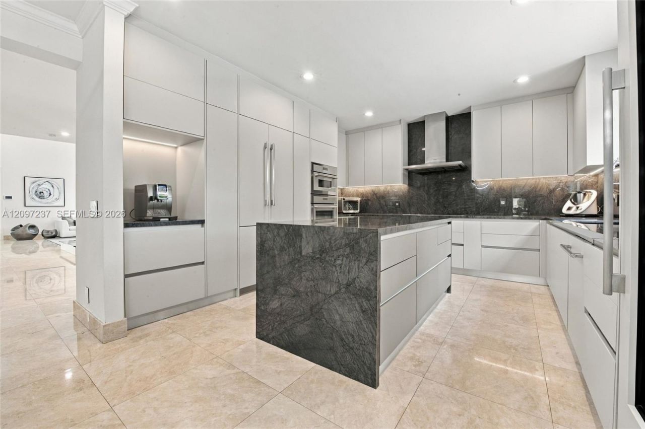 1937 Timberline Rd , Weston, FL 33327 Photo