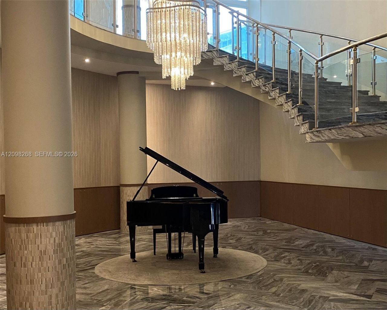 5401 Collins Ave, Unit 612, Miami Beach, FL 33140 Photo