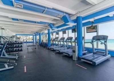 5401 Collins Ave, Unit 612, Miami Beach, FL 33140 Photo
