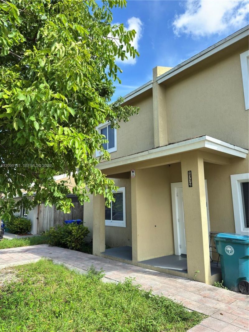 1770 NW 55th St , Unit 1, Miami, FL 33142 Photo
