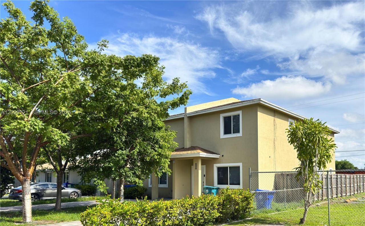 1770 NW 55th St , Unit 1, Miami, FL 33142 Photo