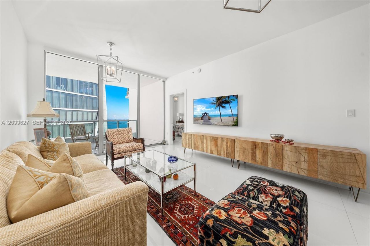 900 Biscayne Blvd , Unit 5310, Miami, FL 33132 Photo