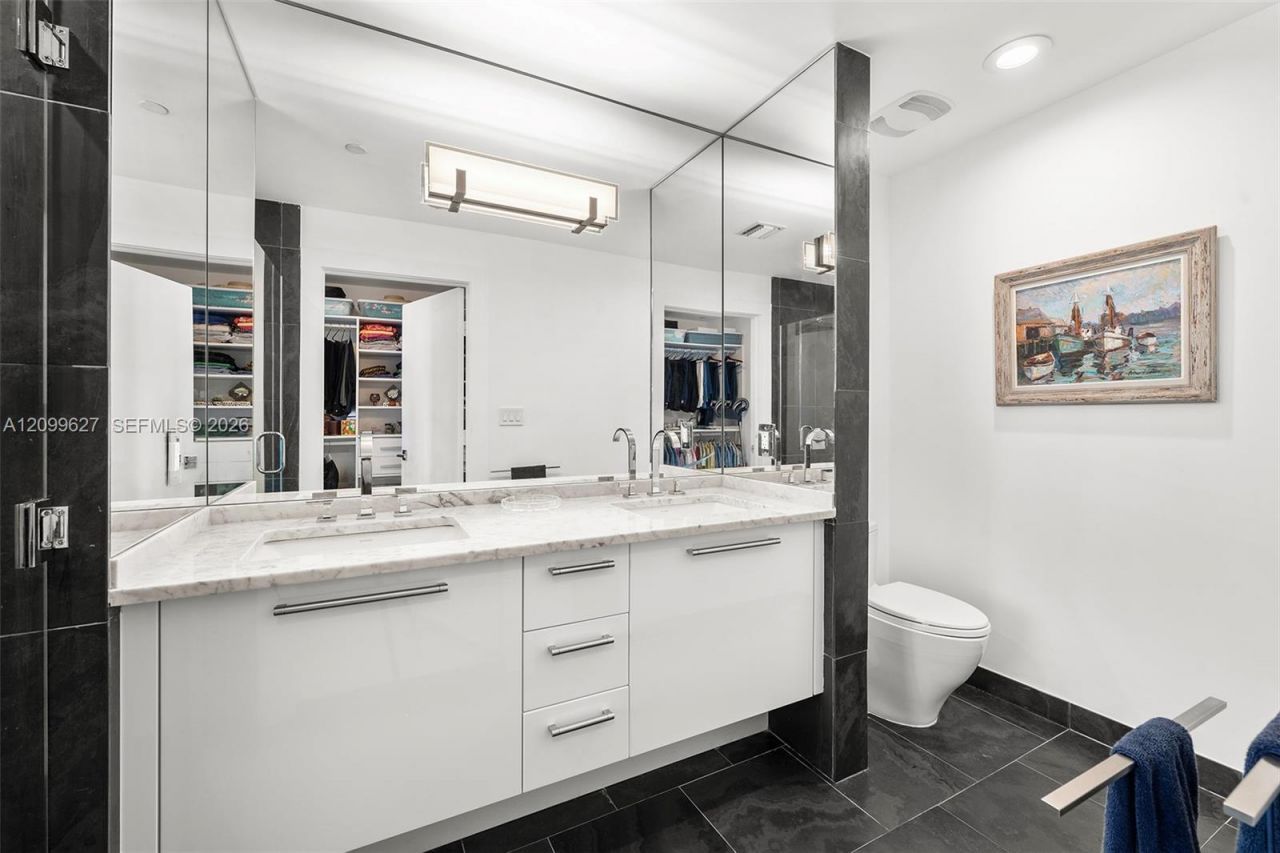 900 Biscayne Blvd , Unit 5310, Miami, FL 33132 Photo