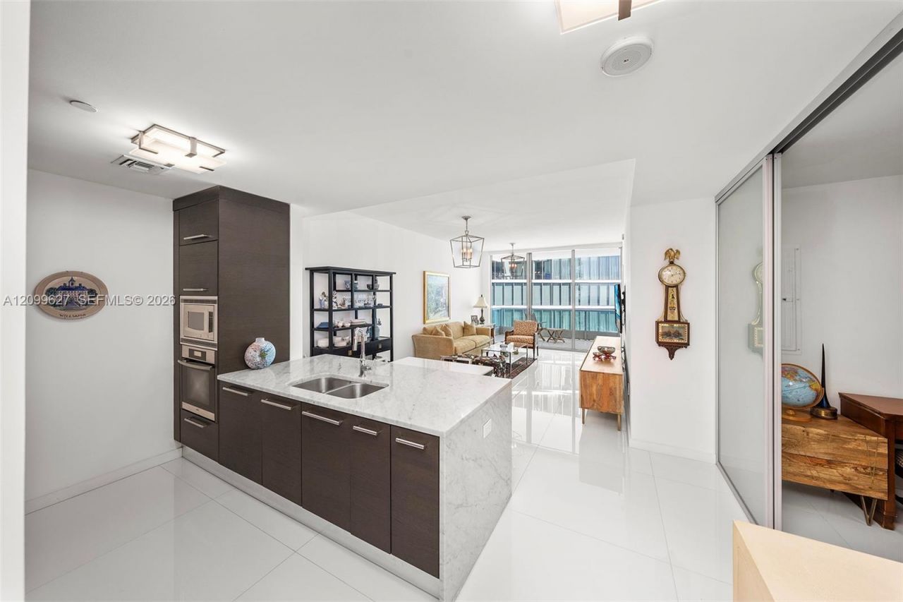 900 Biscayne Blvd , Unit 5310, Miami, FL 33132 Photo