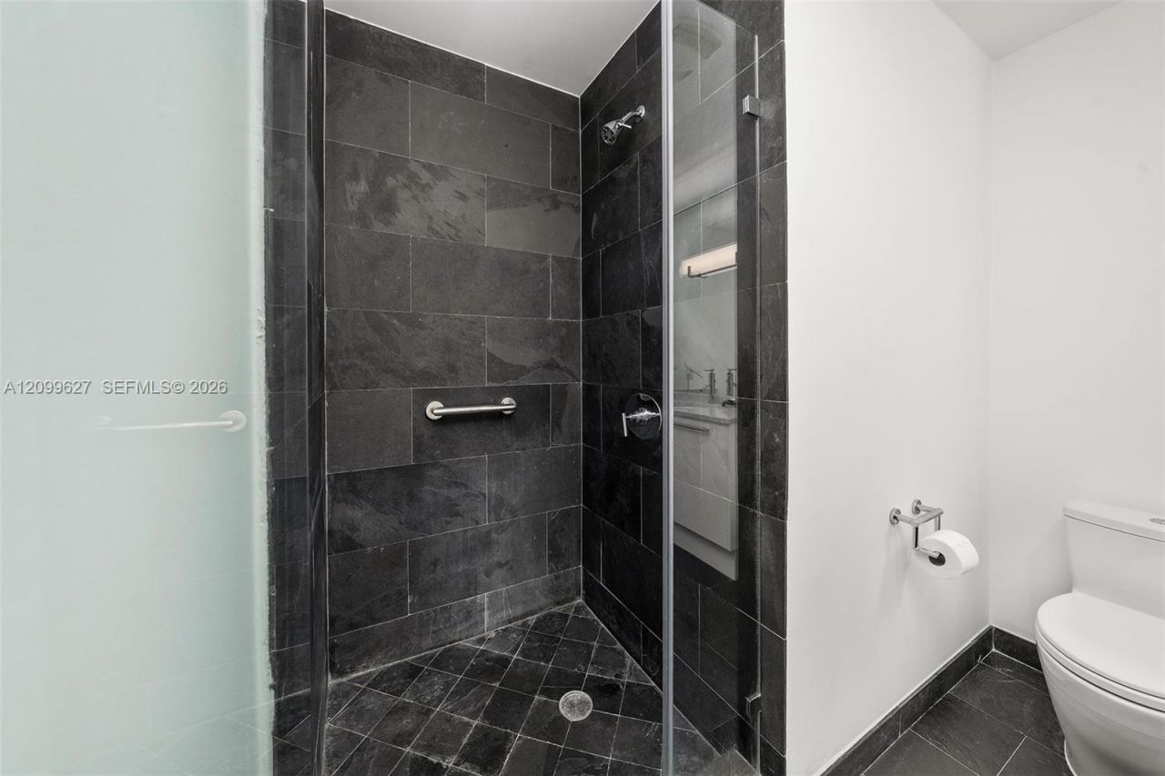 900 Biscayne Blvd , Unit 5310, Miami, FL 33132 Photo