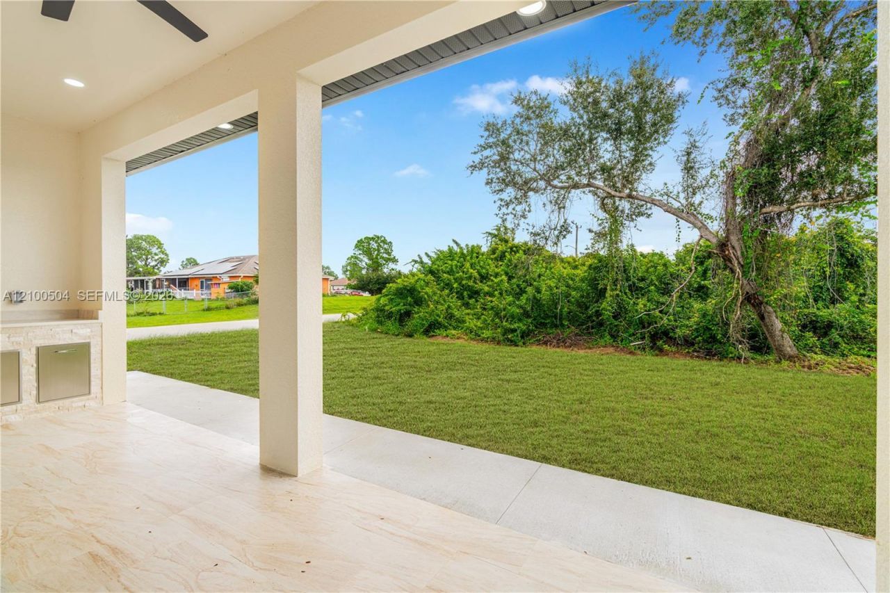 415 Chamonix Ave S , Lehigh Acres, FL 33974 Photo