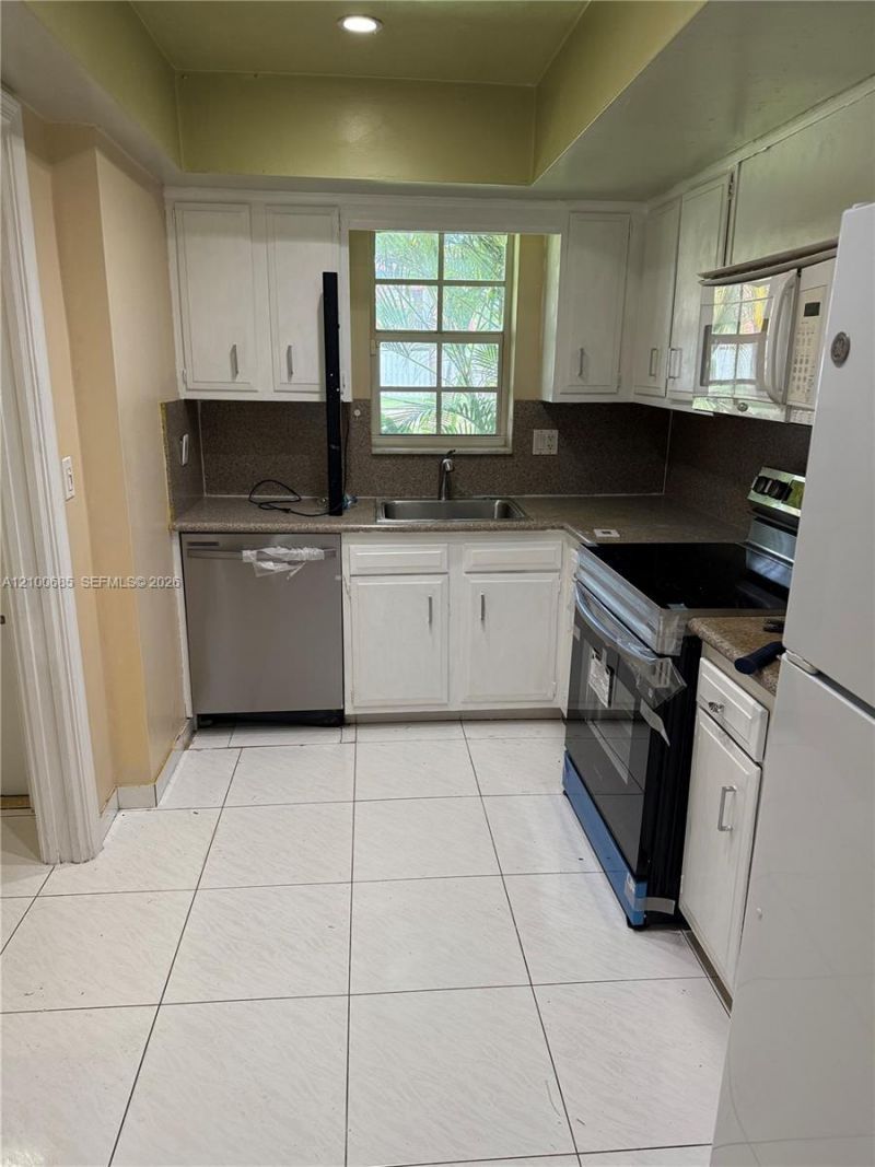 1420 SW 28th Ave , Unit 6, Boynton Beach, FL 33426 Photo