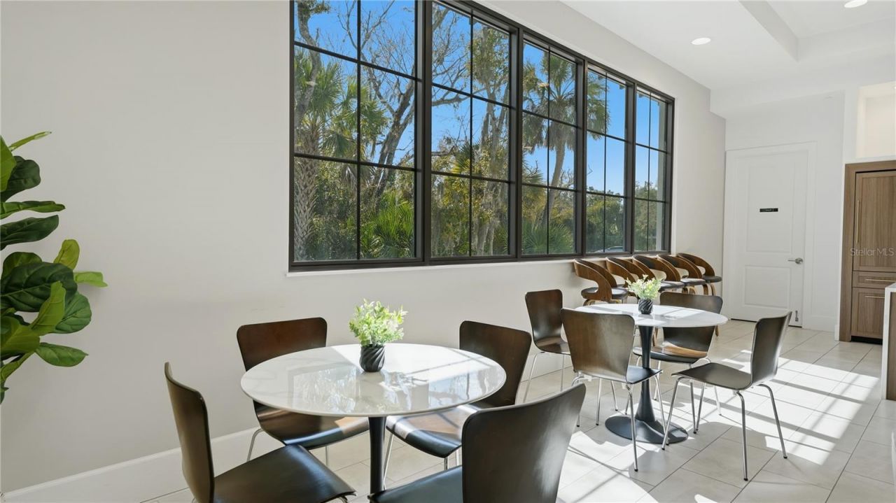 4729 Winslow Beacon , Unit 11, Sarasota, FL 34235 Photo