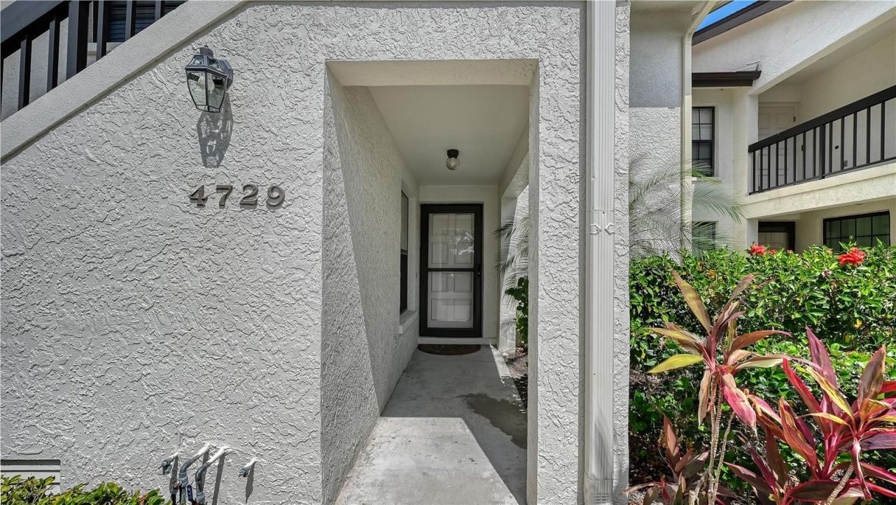 4729 Winslow Beacon , Unit 11, Sarasota, FL 34235 Photo