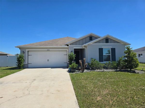 2500 BEGONIA STREET , MASCOTTE, FL 34753