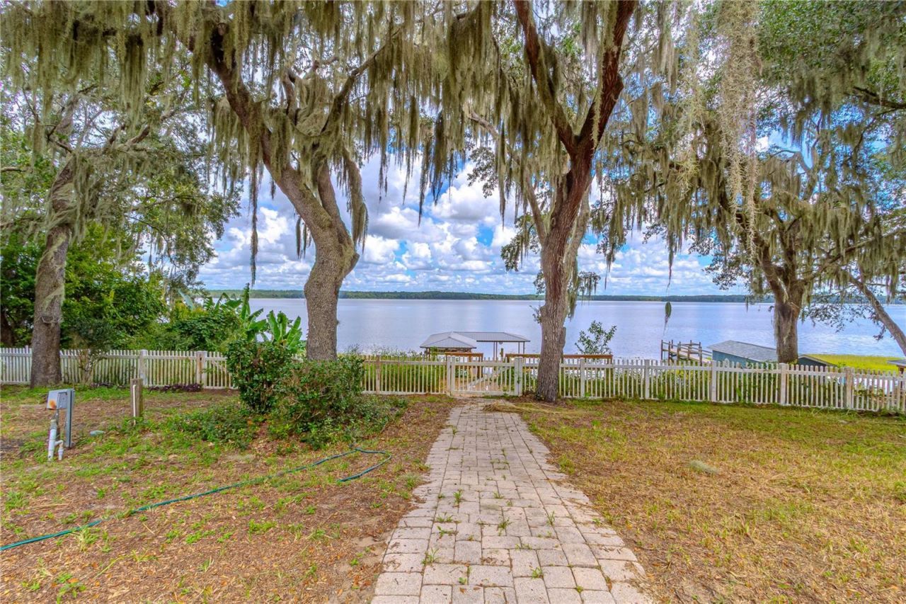 19529 Dorr Road, Altoona, FL 32702 Photo