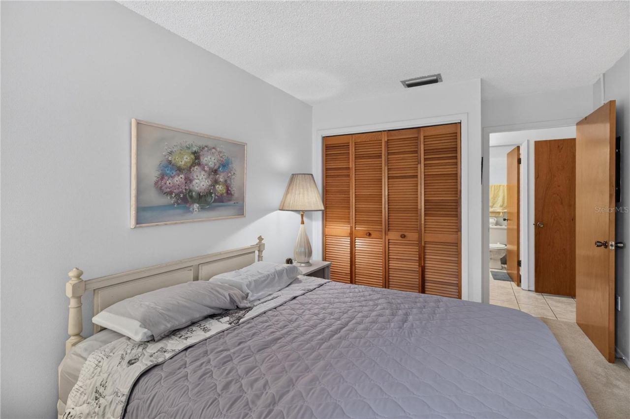 6176 Chesham Drive , Unit 8, New Port Richey, FL 34653 Photo