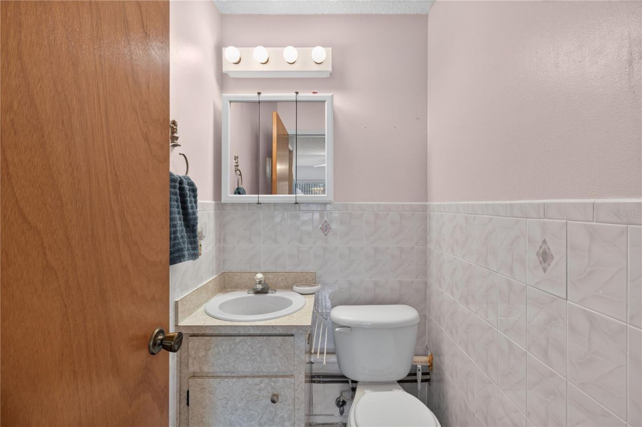 6176 Chesham Drive , Unit 8, New Port Richey, FL 34653 Photo