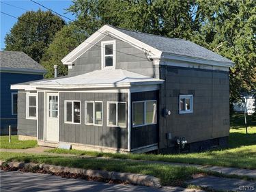 327 Duer Street, Oswego, NY 13126