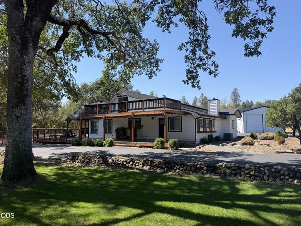 313 Hidden Acres Drive, Merlin, OR 97532