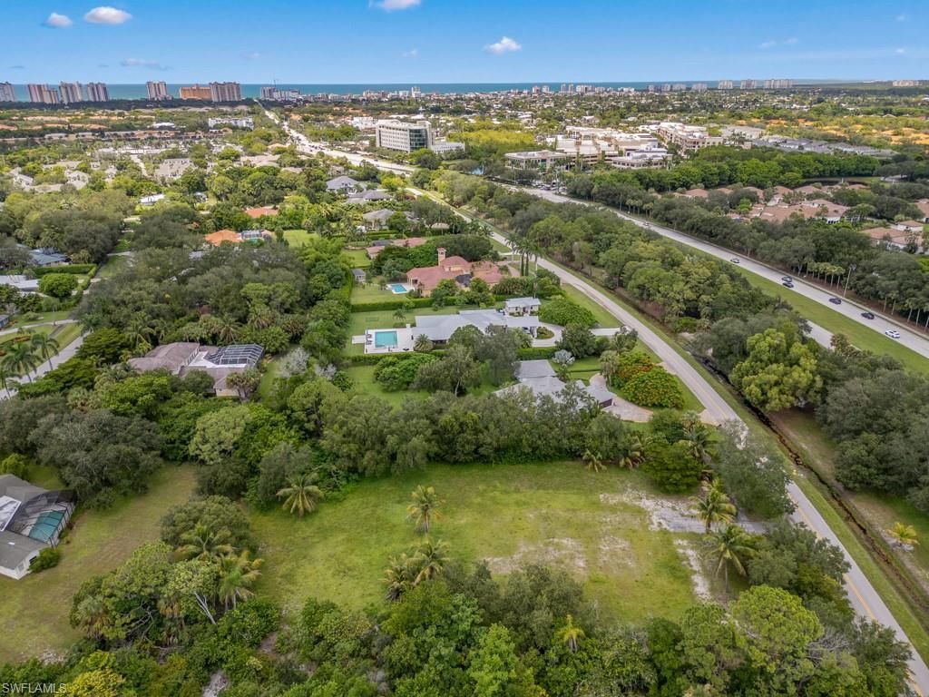 172 Hickory Rd , Naples, FL 34108 Photo